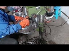 ASME 16.5 Verwerking van flens van roestvrij staal - na smeden, bewerken en boren, nu bevelvorming